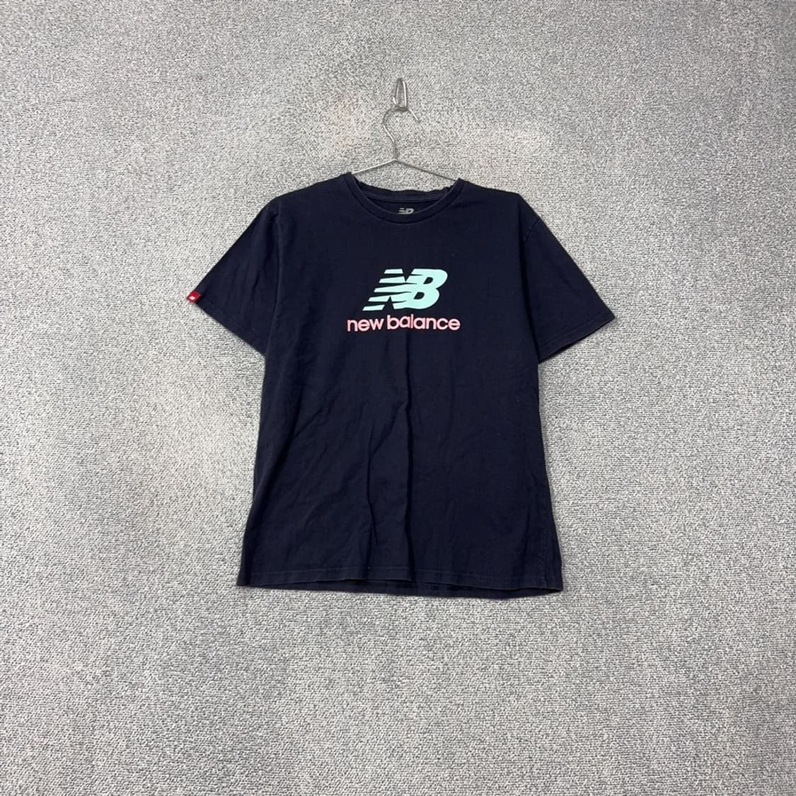 뉴발란스 프린팅 네이비 반팔 티 XL/105 상품이미지1