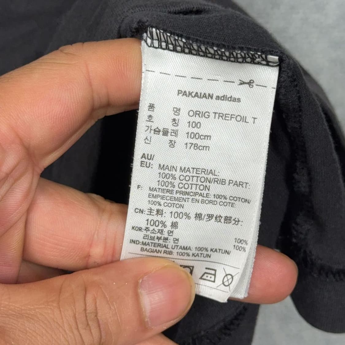 아디다스 프린팅 블랙 반팔 티 100 상품이미지6