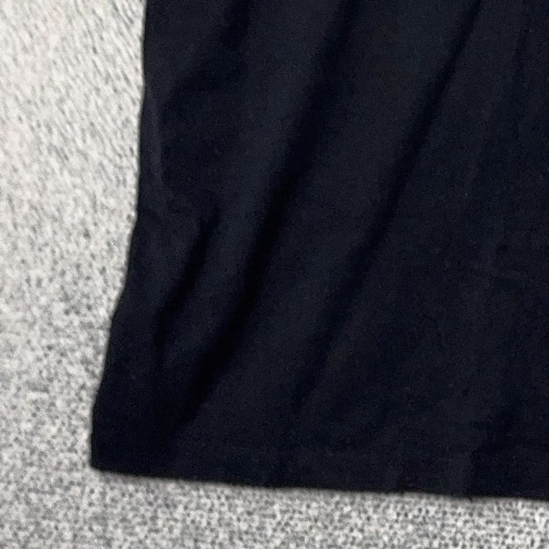 게스 블랙 스펠 로고 반팔 티 S 상품이미지3
