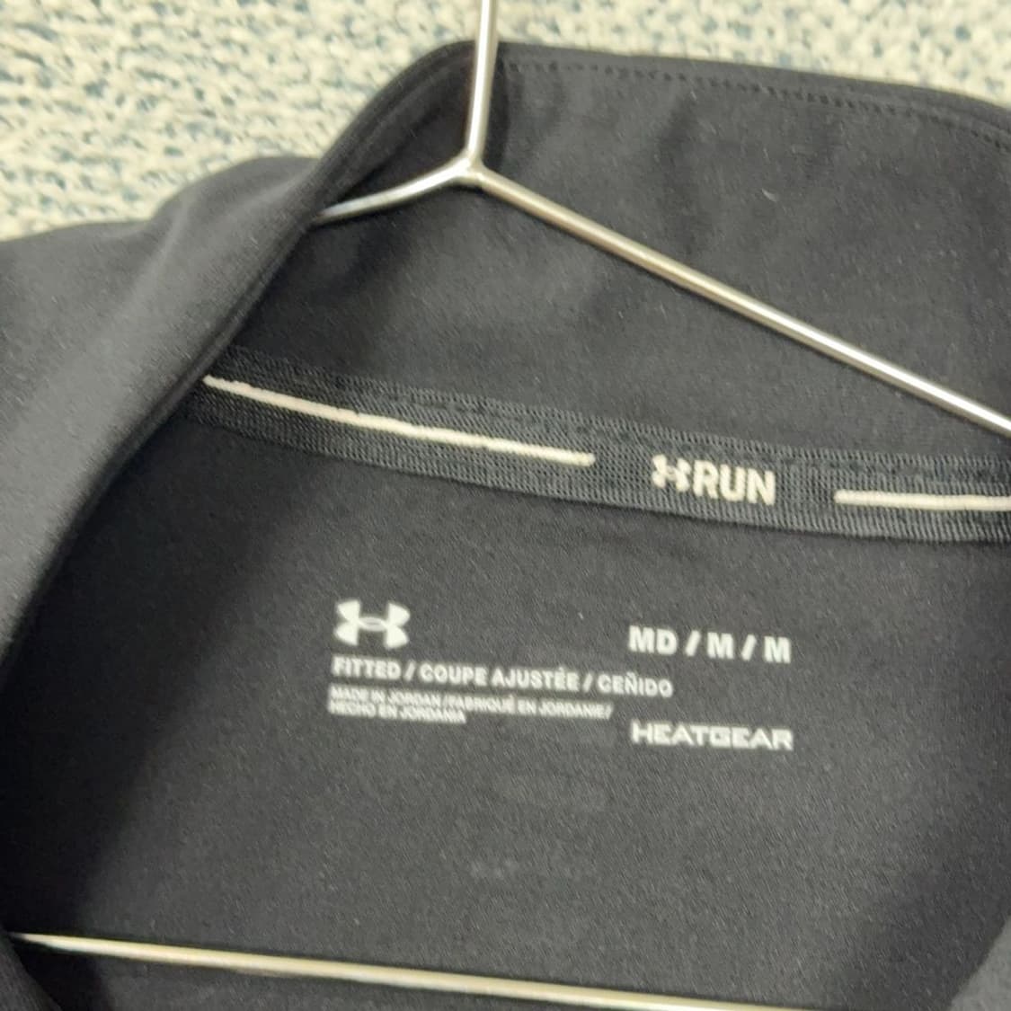 언더아머 러닝 블랙 반집업 긴팔 티 M 상품이미지5
