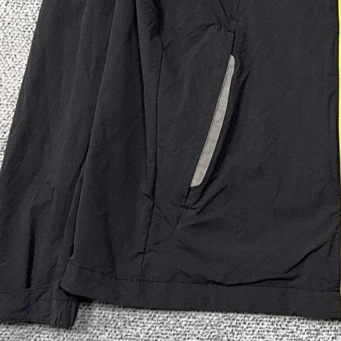 밀레 블랙 등산 기능성 바람막이 100 상품이미지3