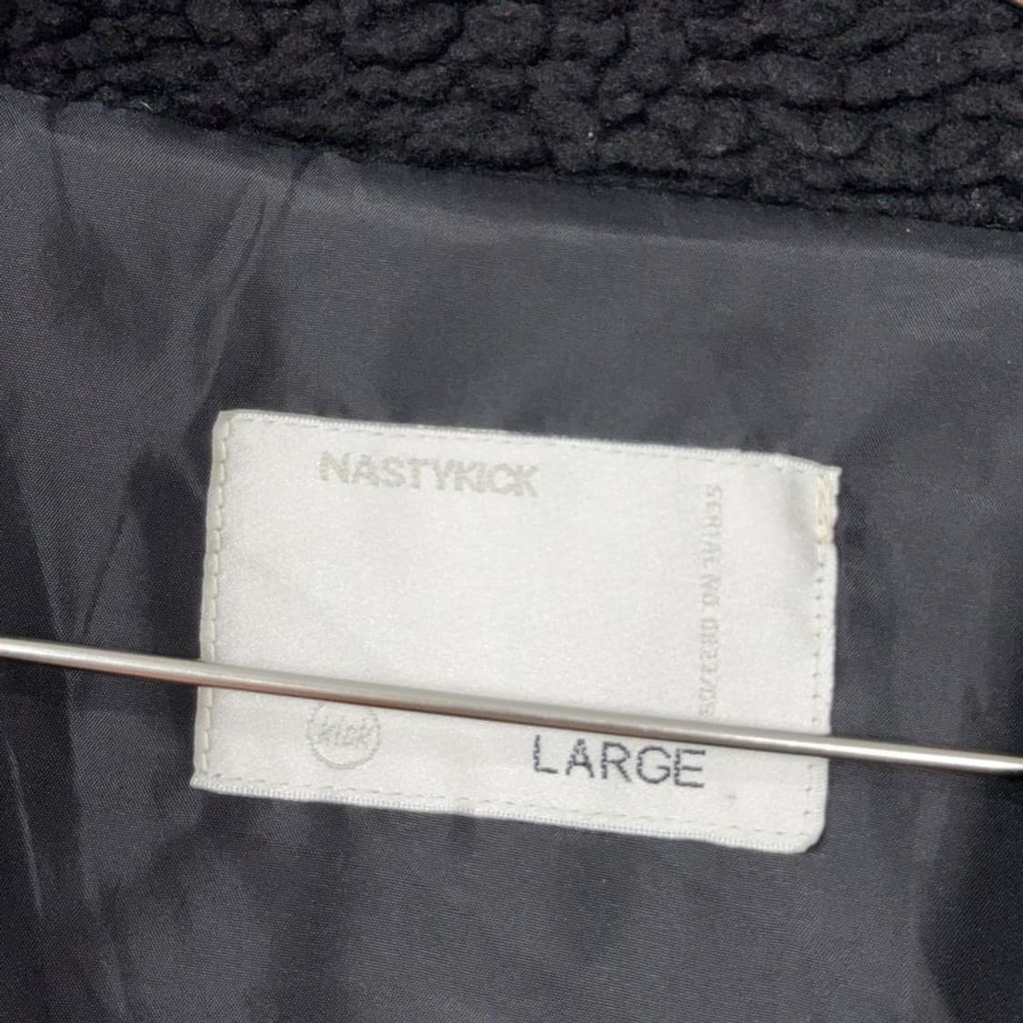 내스티킥 블랙 투톤 로고 오버핏 양털 뽀글이 후리스 LARGE 상품이미지5