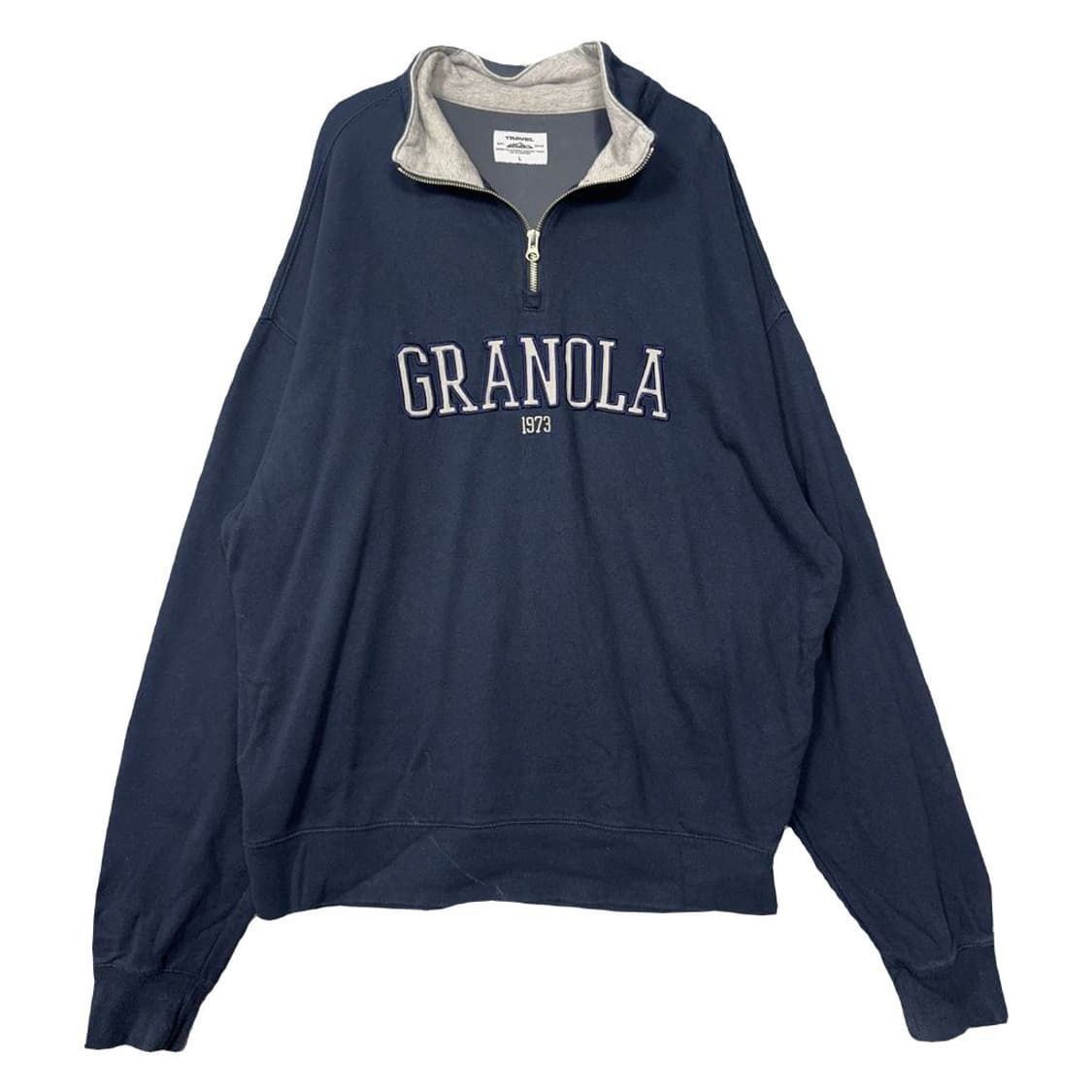 트래블 스펠 로고 반집업 네이비 맨투맨 L 상품이미지1