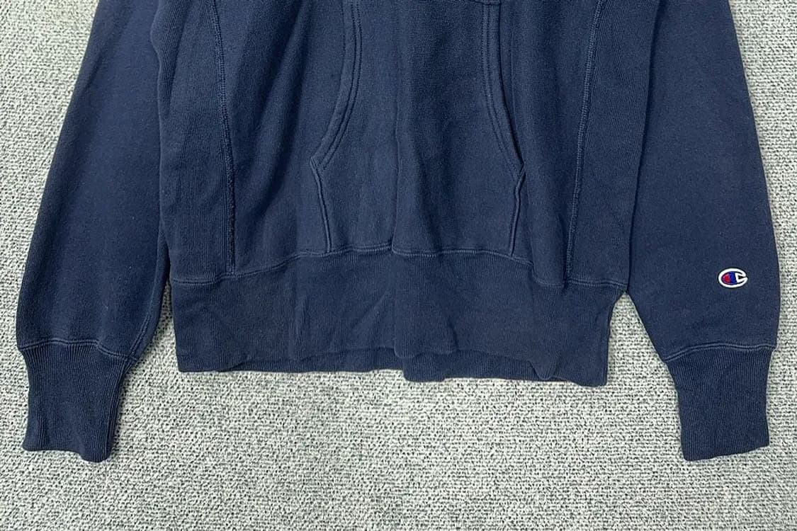 챔피온 리버스위브 네이비 스웻 후드티 MEDIUM 상품이미지4