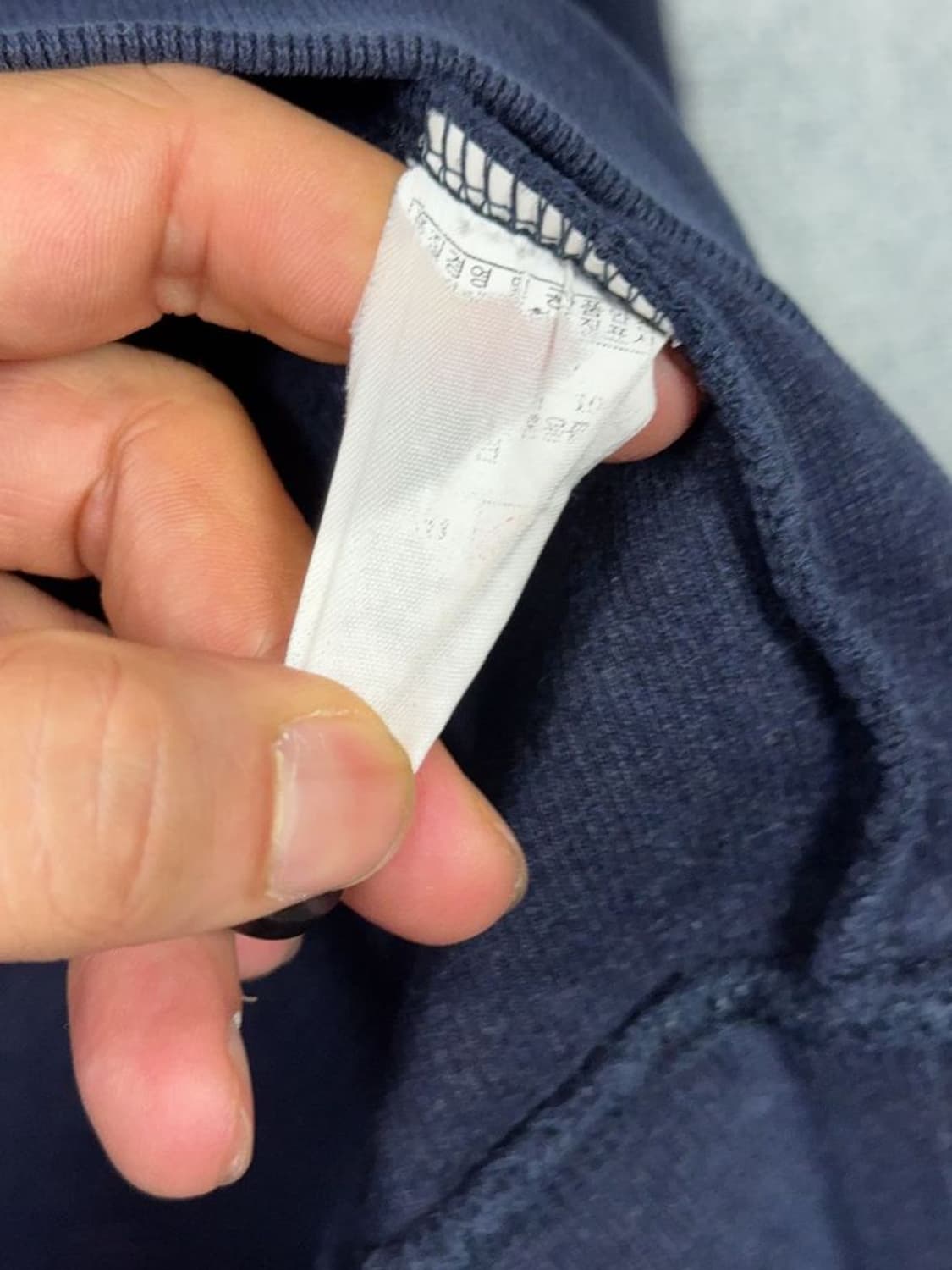 해지스 네이비 버튼 캐주얼 맨투맨 XL 상품이미지9