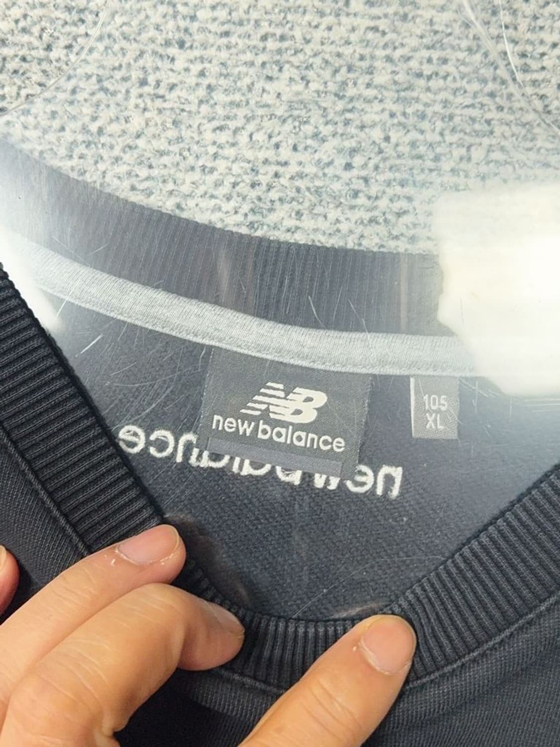 뉴발란스 블랙 로고 맨투맨 XL 상품이미지8