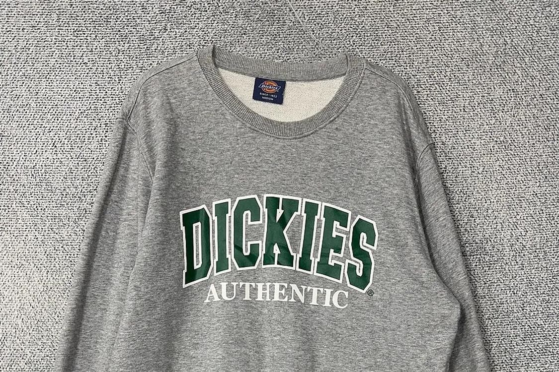 디키즈 프린팅 라이트 그레이 맨투맨 MEDIUM 상품이미지3