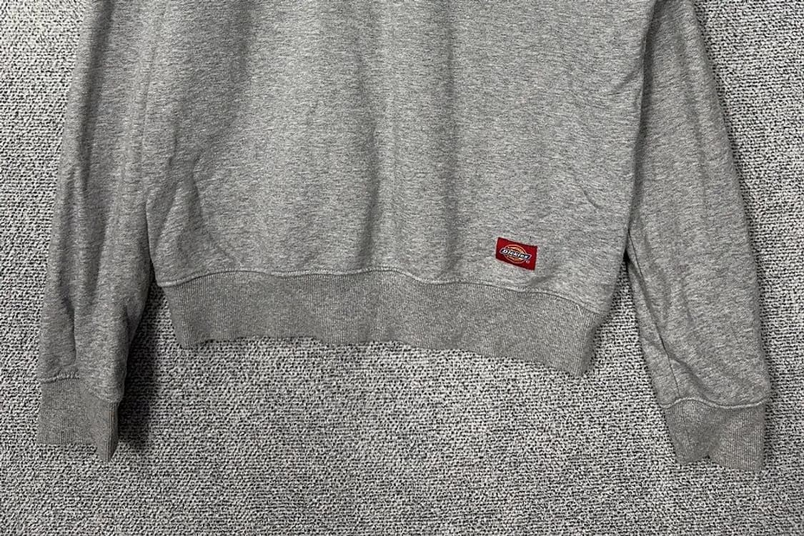 디키즈 프린팅 라이트 그레이 맨투맨 MEDIUM 상품이미지4