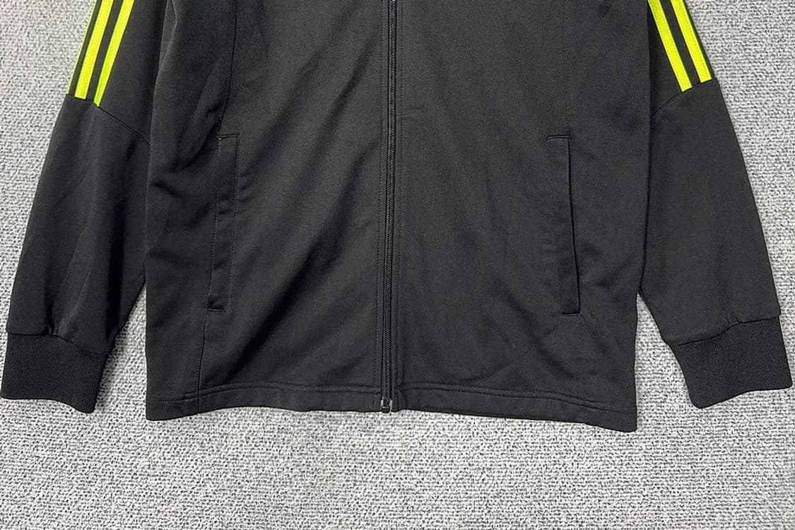 아디다스 블랙 로고 삼선 집업 저지 M 상품이미지4