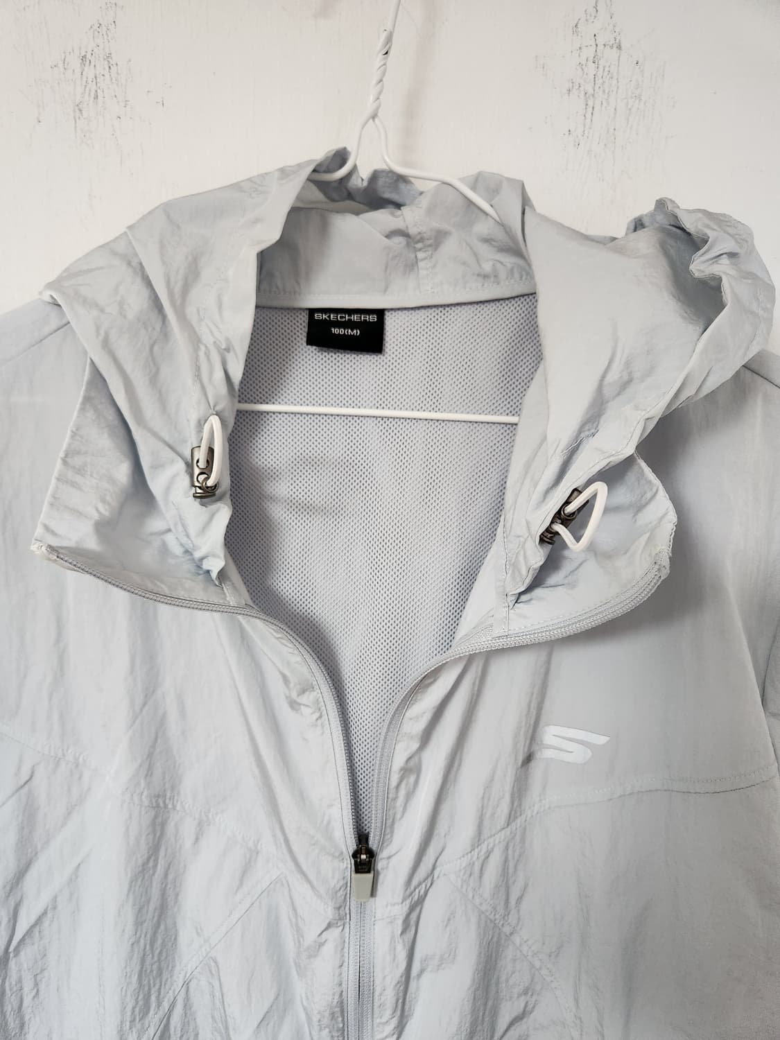 스케쳐스 바람막이 후드 자켓 그레이100 상품이미지3