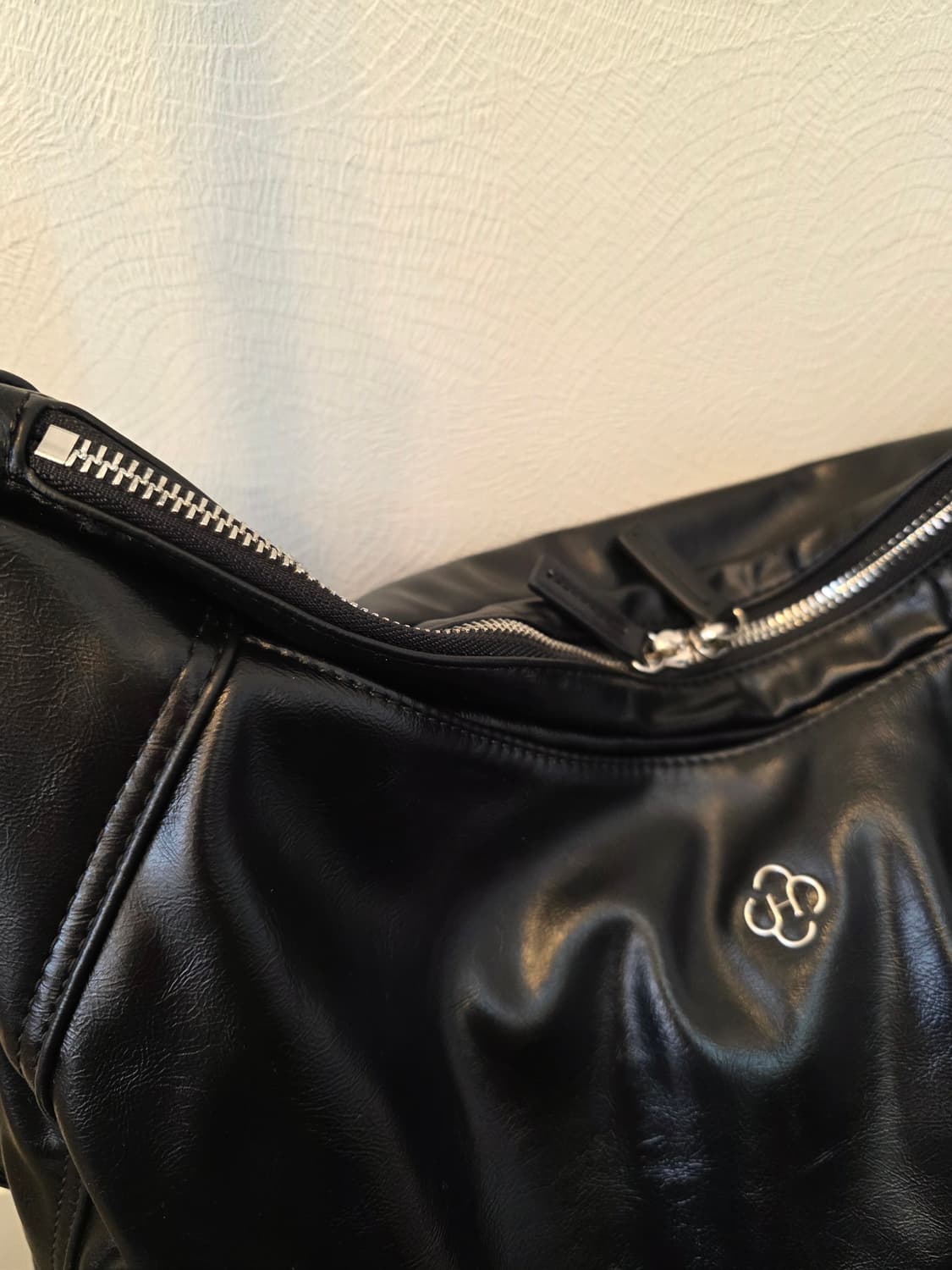 히어리구효민 구디나인 포켓 빅 백 블랙 상품이미지2