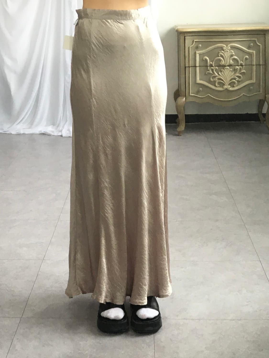 Glossy long skirt 상품이미지5