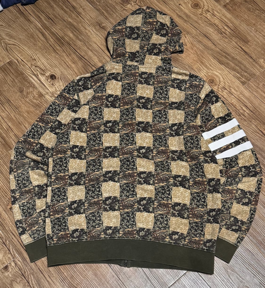 [2XL] 아디다스 카모 크랙 후드티집업 상품이미지3