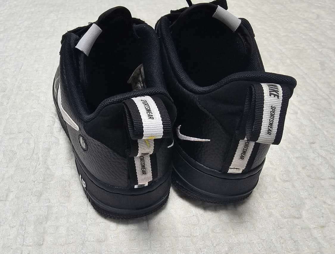 나이키 블랙에어포스 1 로우 유틸리티 블랙 화이트  260사이즈 상품이미지3