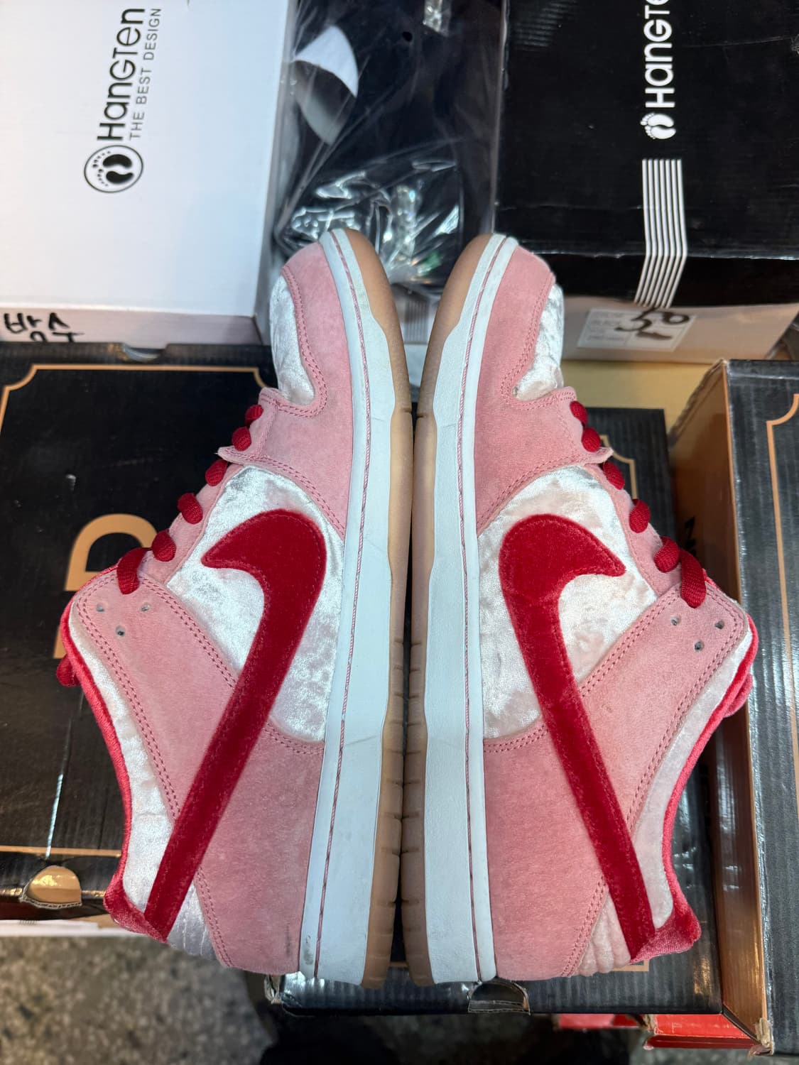 (290) 나이키 스트레인지러브 SB 덩크 로우 핑크 상품이미지3