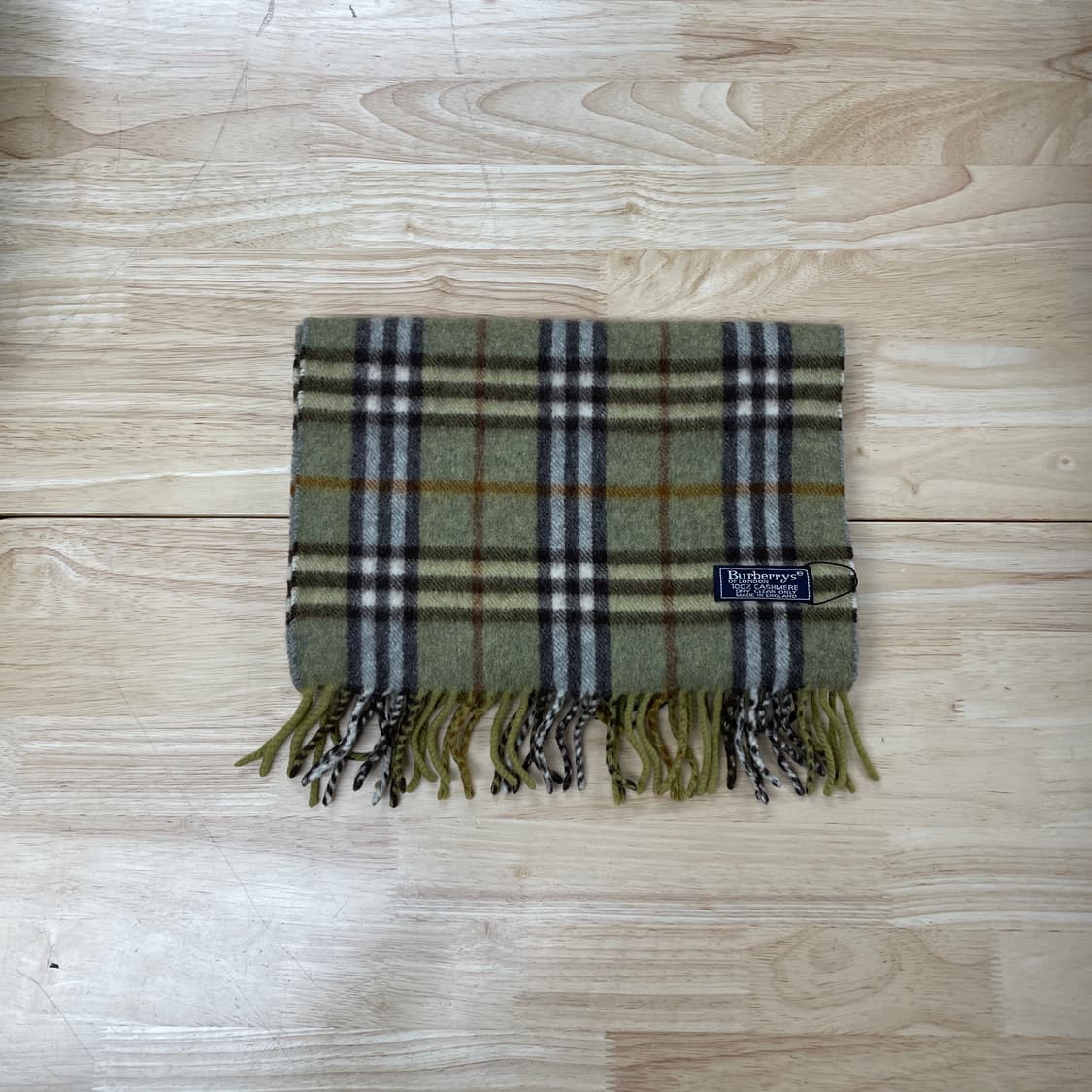 버버리 정품 캐시미어 머플러 카키 상품이미지4