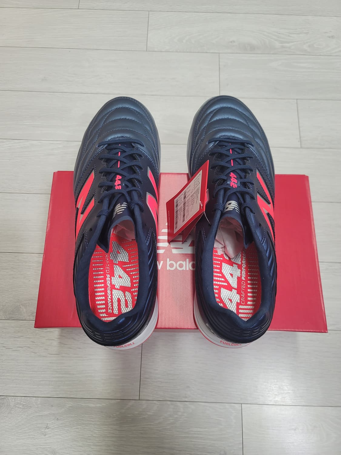 (275)뉴발란스442 V2 PRO(남성,2E) 풋살화[대전직거래도가능] 상품이미지7