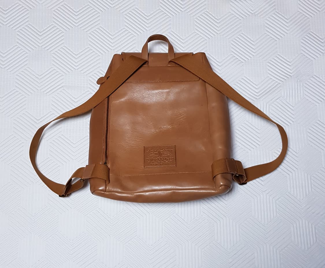 [새상품] 폴로 헤리티지 레더 백팩 팝니다. 상품이미지3