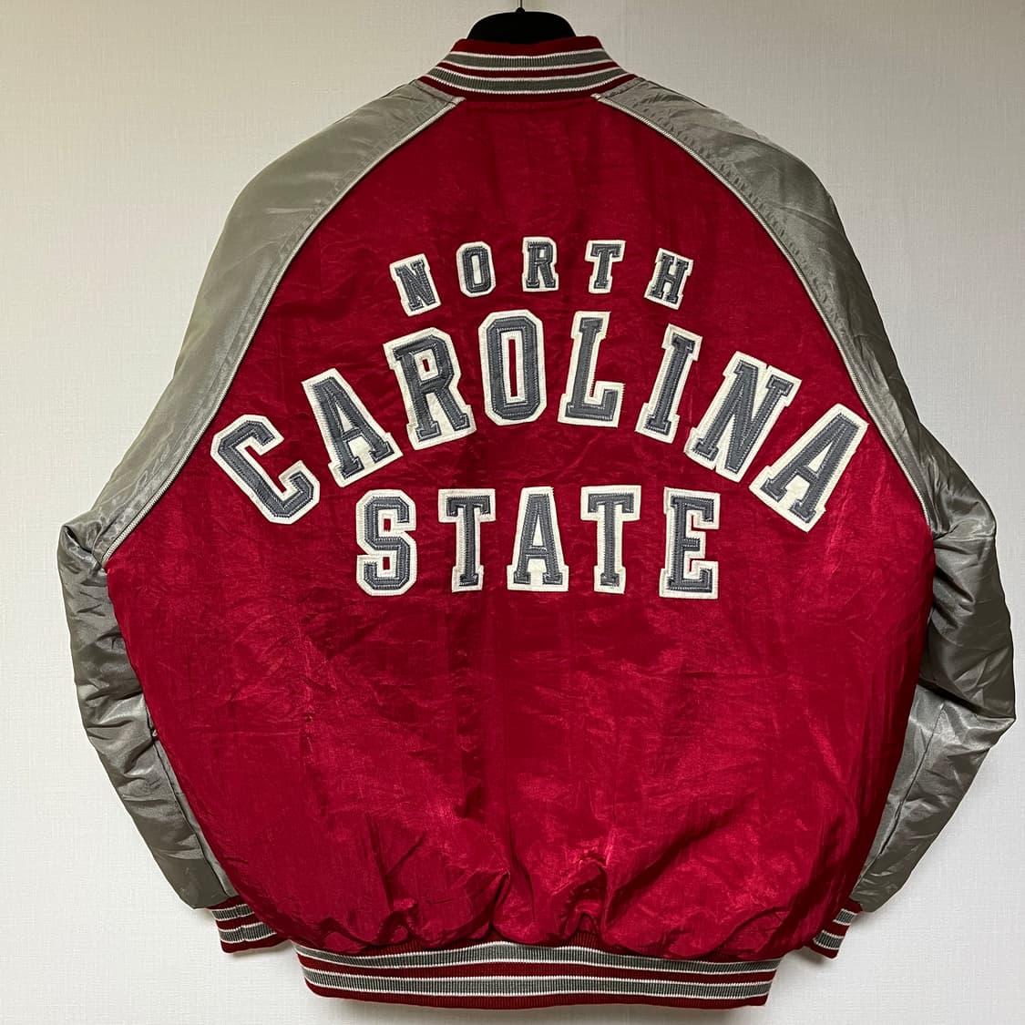 U.S. College 'Wolfpack' 리버시블 덕다운 바시티자켓 상품이미지4