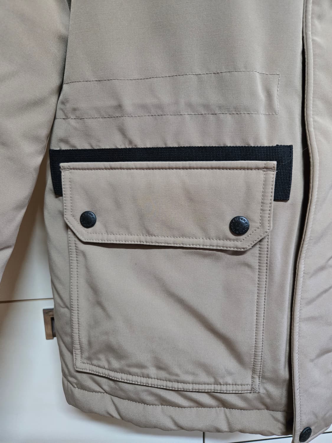 아이더 캐주얼 헤비다운 라쿤털 패딩(택달린새상품) 상품이미지3