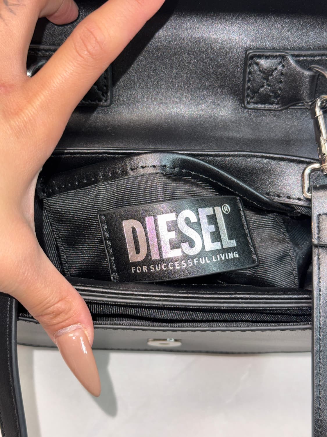 Diesel 1DR Mini Bag Plaque Black (새제품) 상품이미지9