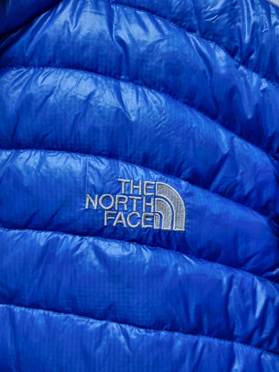 [남95~100] 노스페이스 써밋 블루 경량패딩800 상품이미지4