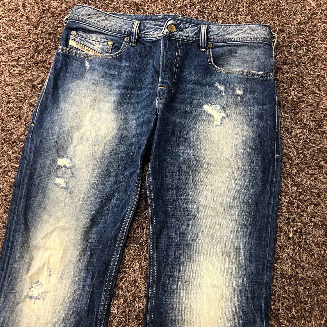 디젤 Zatiny 워싱 부츠컷 데님 팬츠 상품이미지3