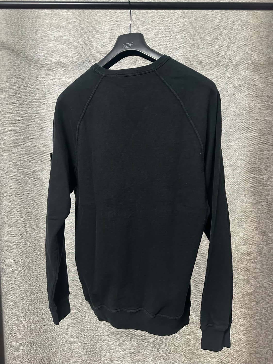 스톤아일랜드 맨투맨 블랙 (L) 상품이미지2