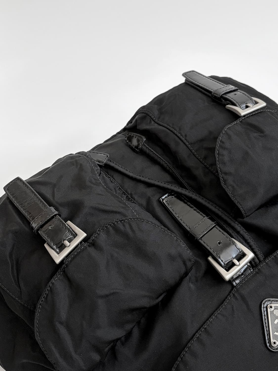 프라다 포코노 백팩 미듐 판매합니다. 상품이미지8