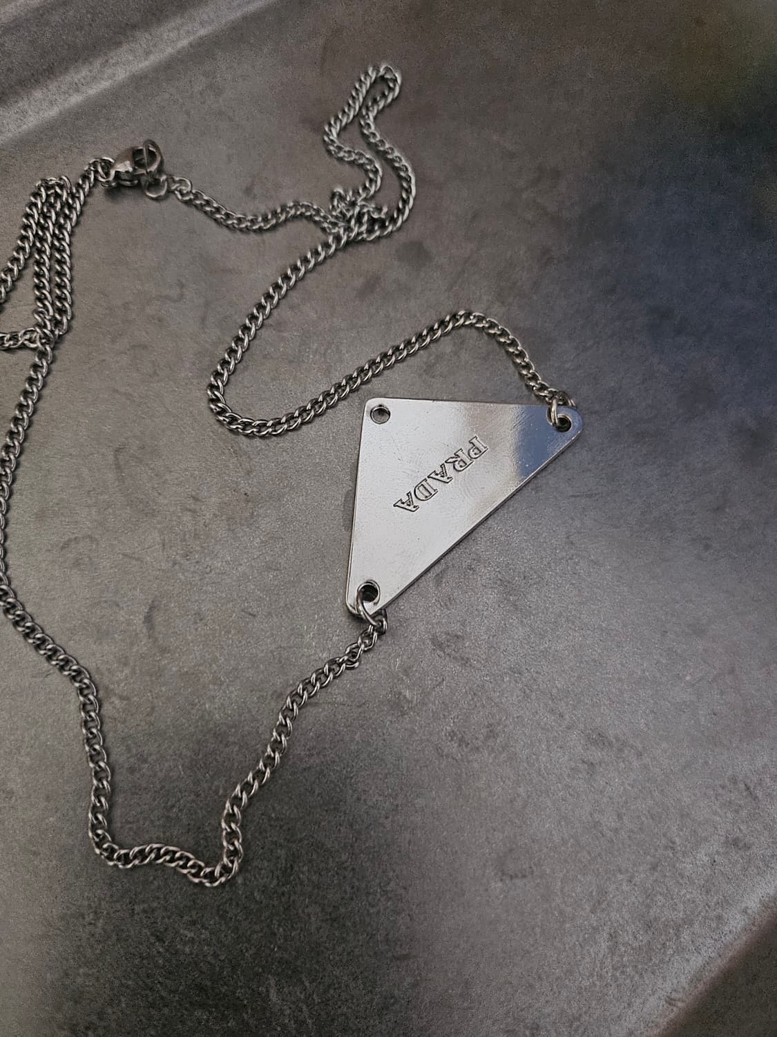 81 프라다 정품 빈티지 업사이클링 목걸이 써지컬 상품이미지3