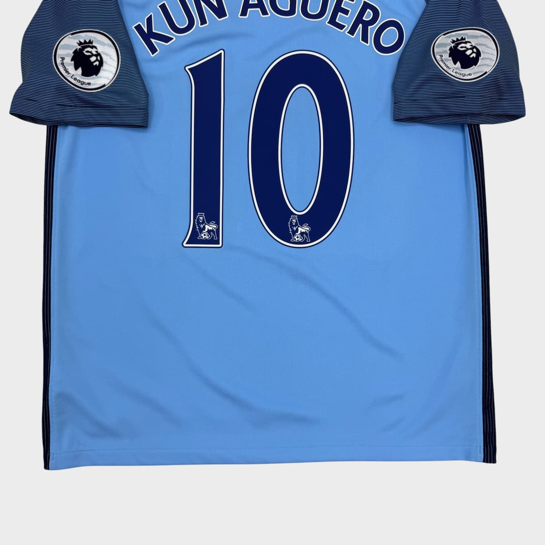 16-17 맨체스터 시티 홈 No.10 세르히오 아구에로 상품이미지8