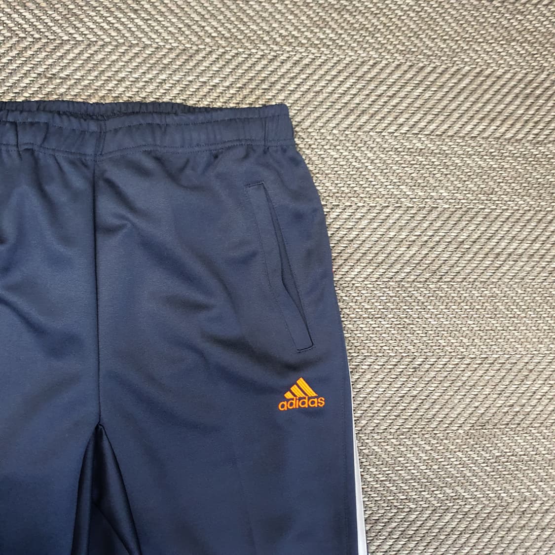 아디다스 밴딩 트레이닝 팬츠 남자36~37 상품이미지3