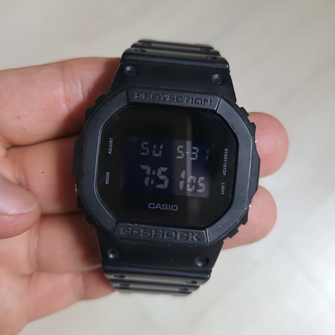 정품 카시오 지샥 G-SHOCK DW-5600BB 상품이미지1