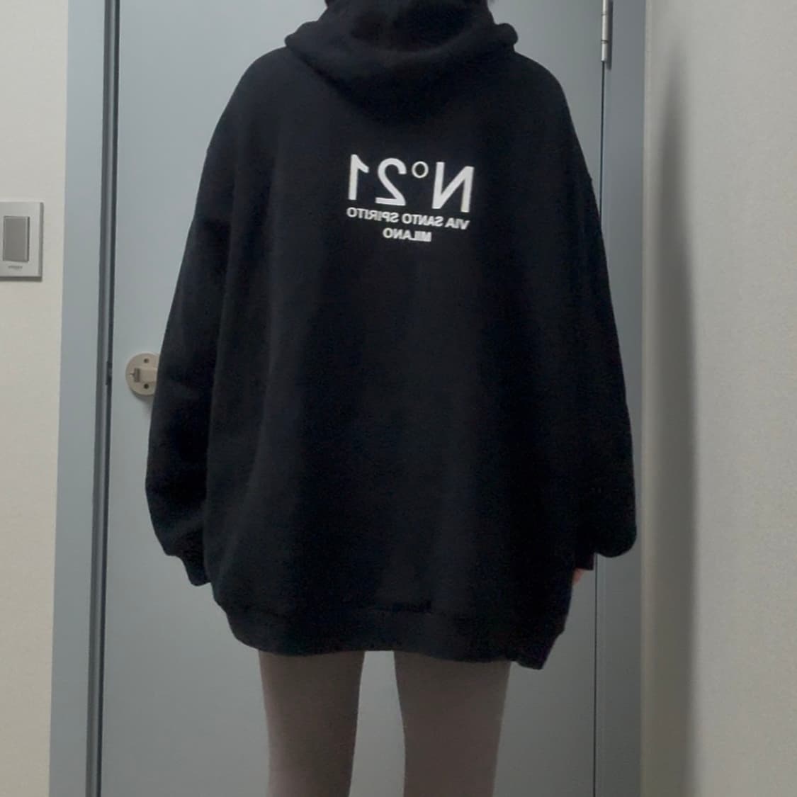 N21 넘버21 오버사이즈 후드티 상품이미지1