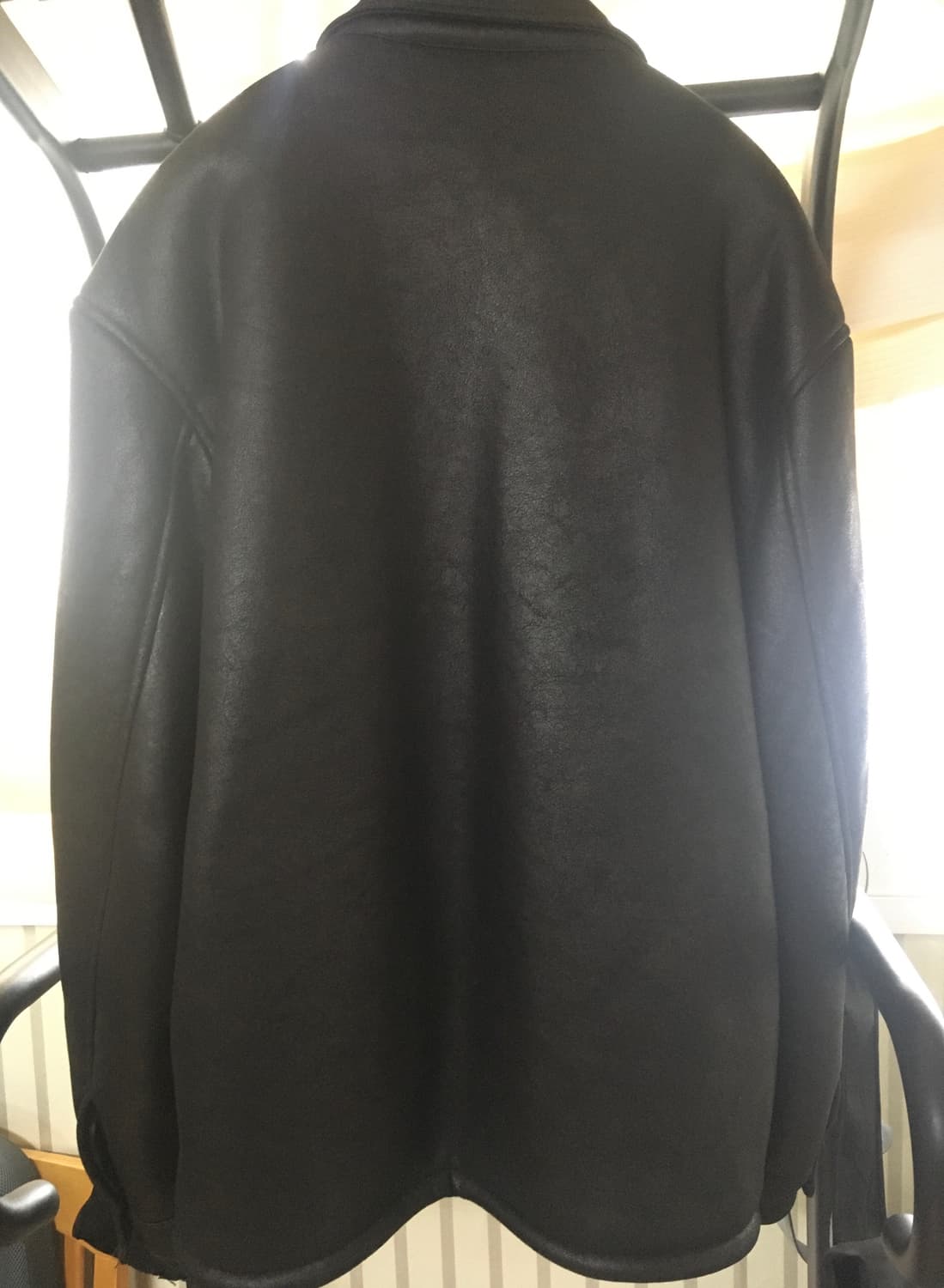 자라 가죽자켓 블랙 판매합니다 상품이미지4