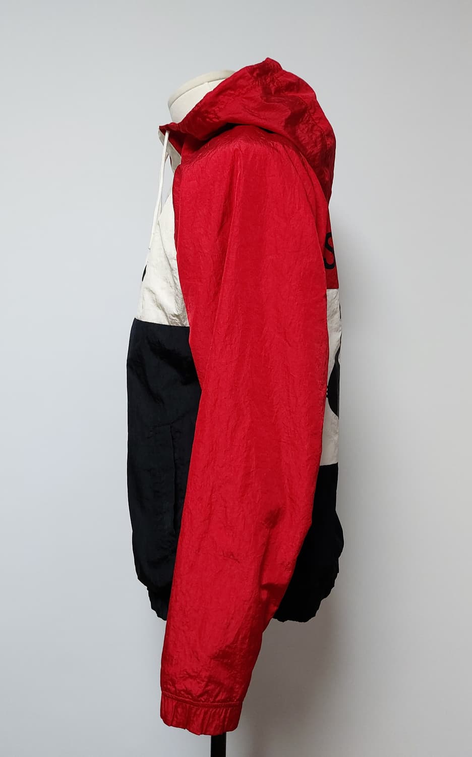 나이키 더블 스우시 바람막이 자켓 (L)

 상품이미지3