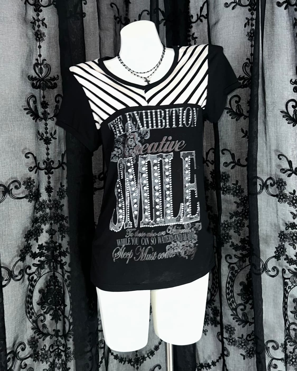 00‘s lettering short-sleeved 상품이미지1