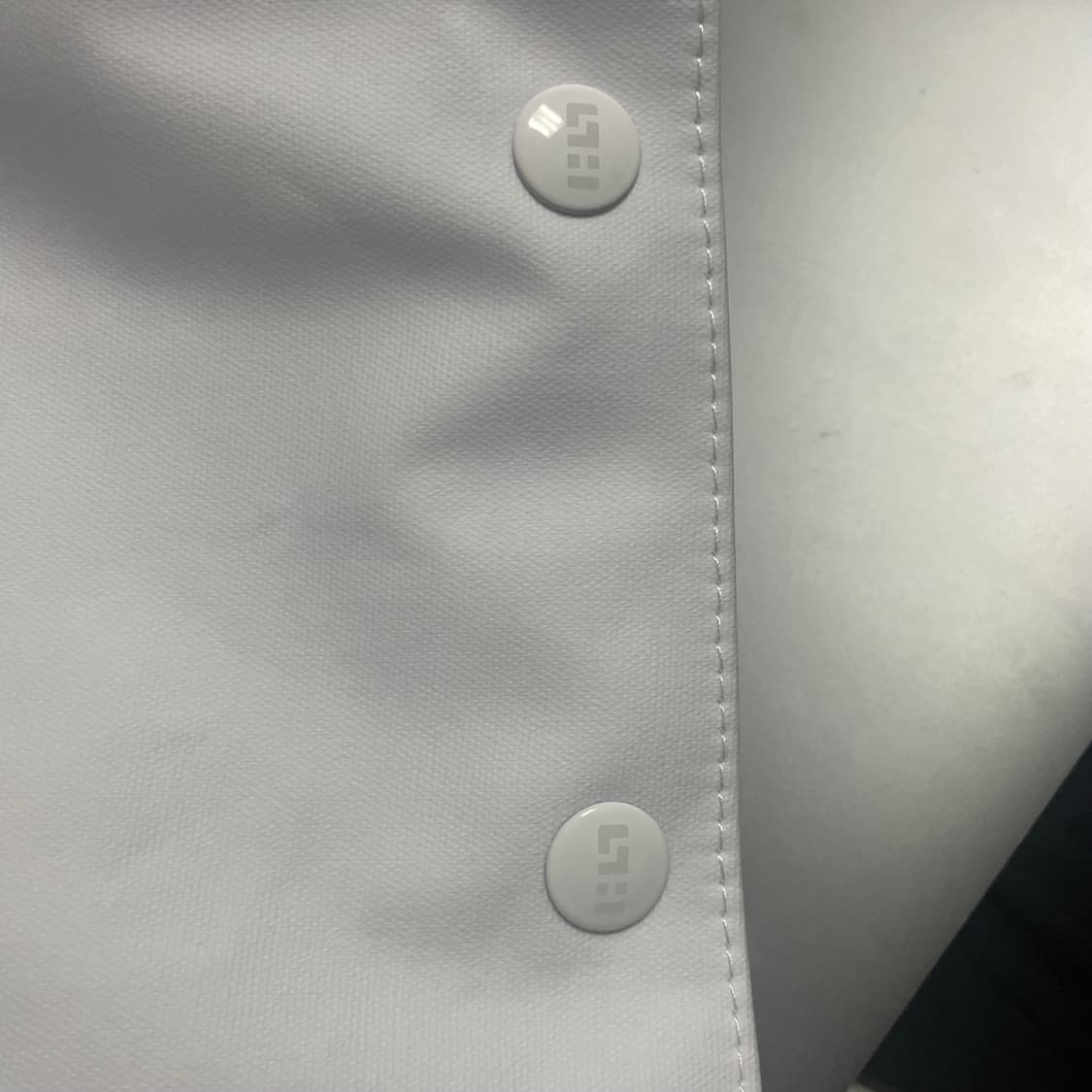 [새상품] 시미헤이즈 방수 화이트 자석 파우치 이너백 상품이미지4