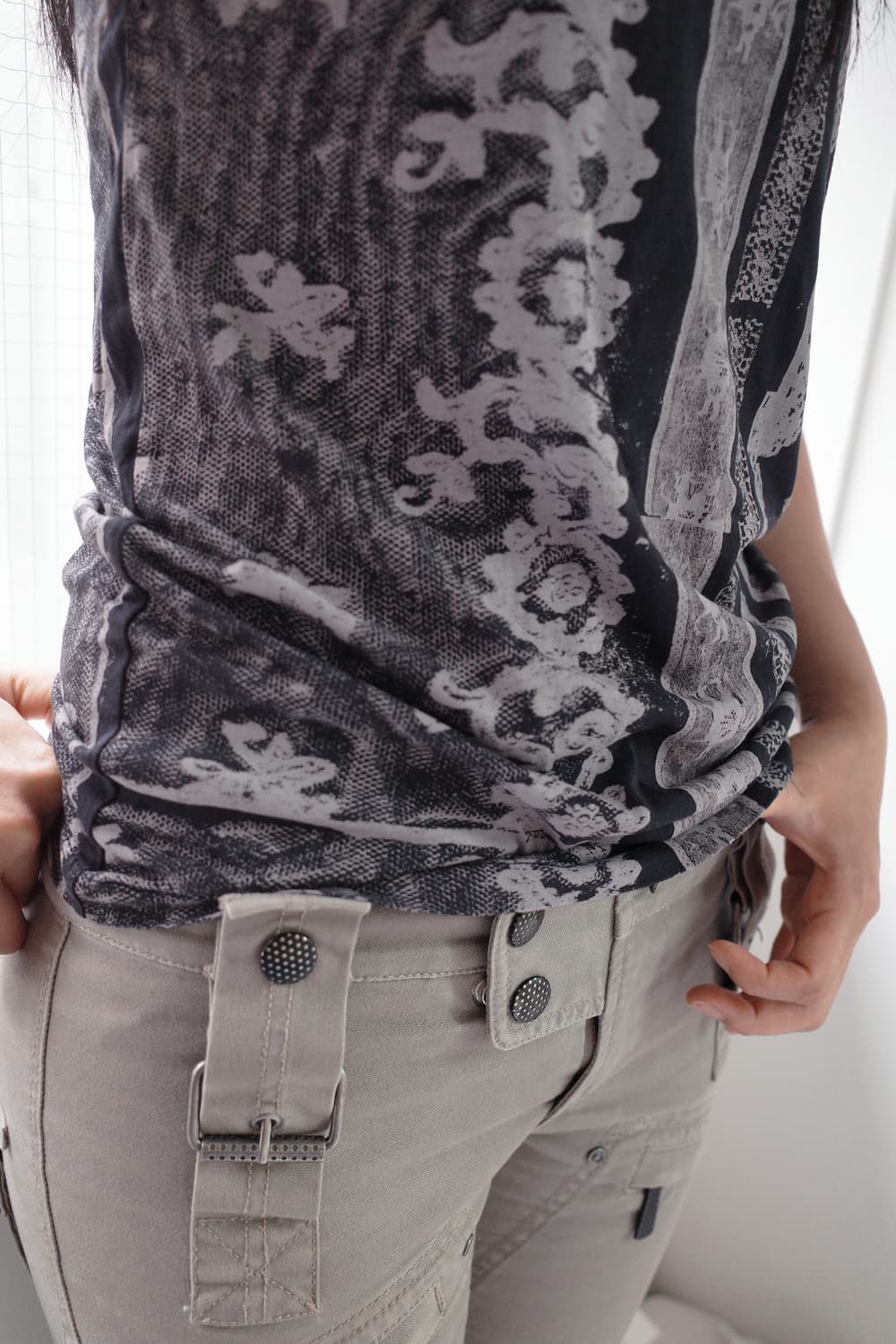 Lace graphic t-shirt   상품이미지3