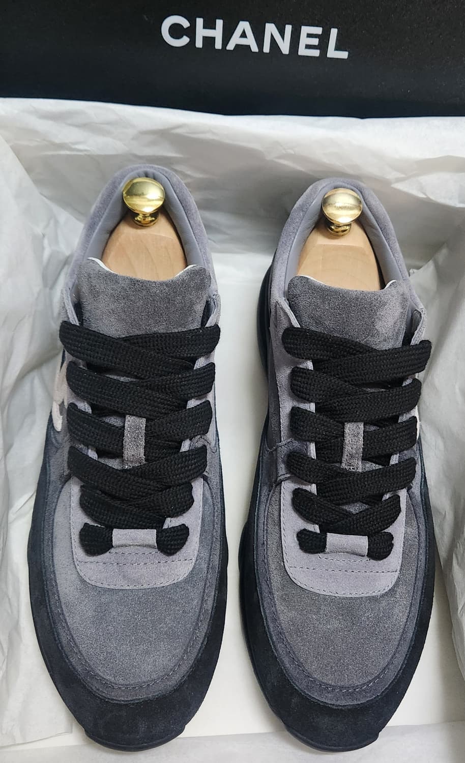 [정품 ] 샤넬 스니커즈 운동화 CC로고 스웨이드 그레이/블랙 42 상품이미지7