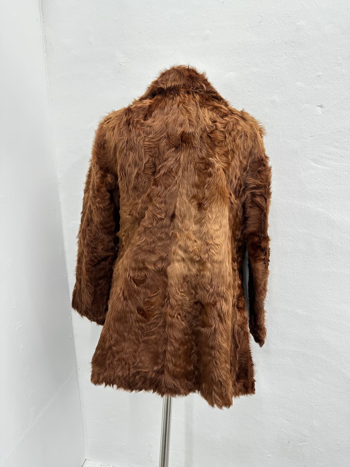 Brown curly fur jacket 상품이미지3