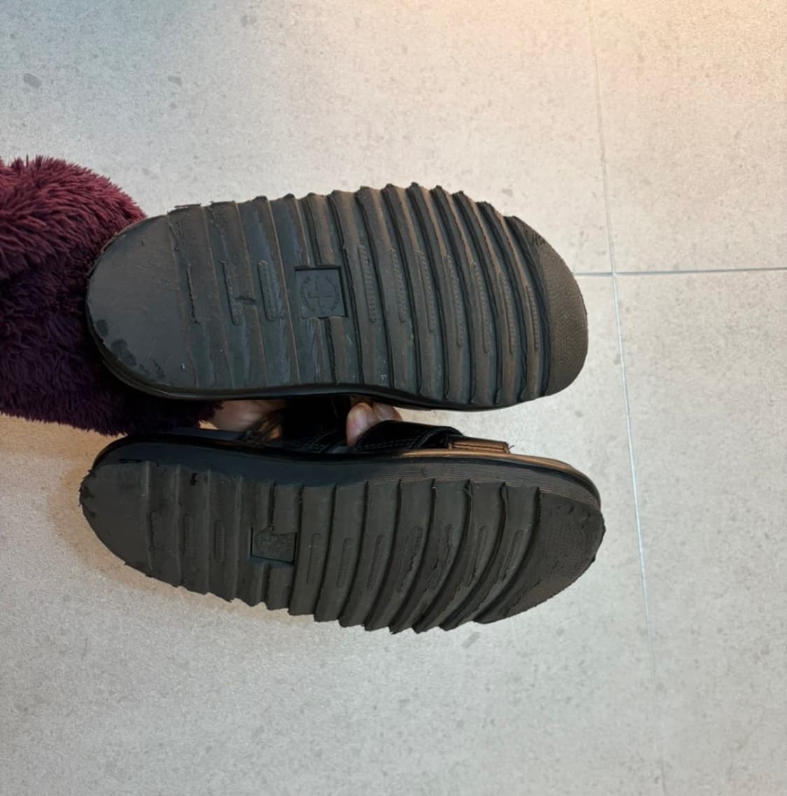 닥터마틴 슬리퍼 상품이미지3