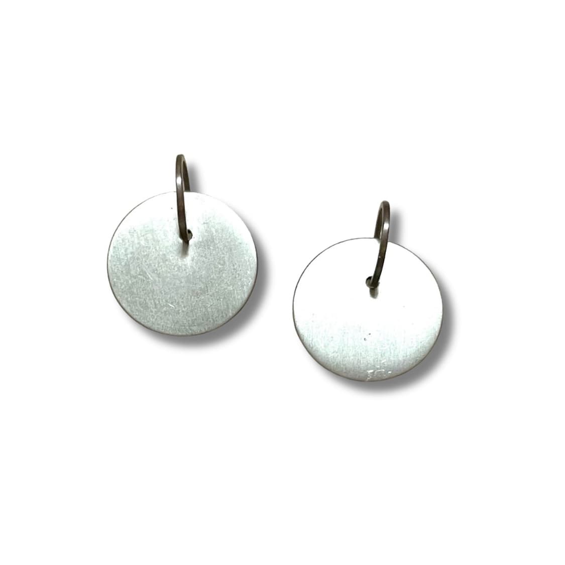 COS Matte Silver Disk Earrings 상품이미지1