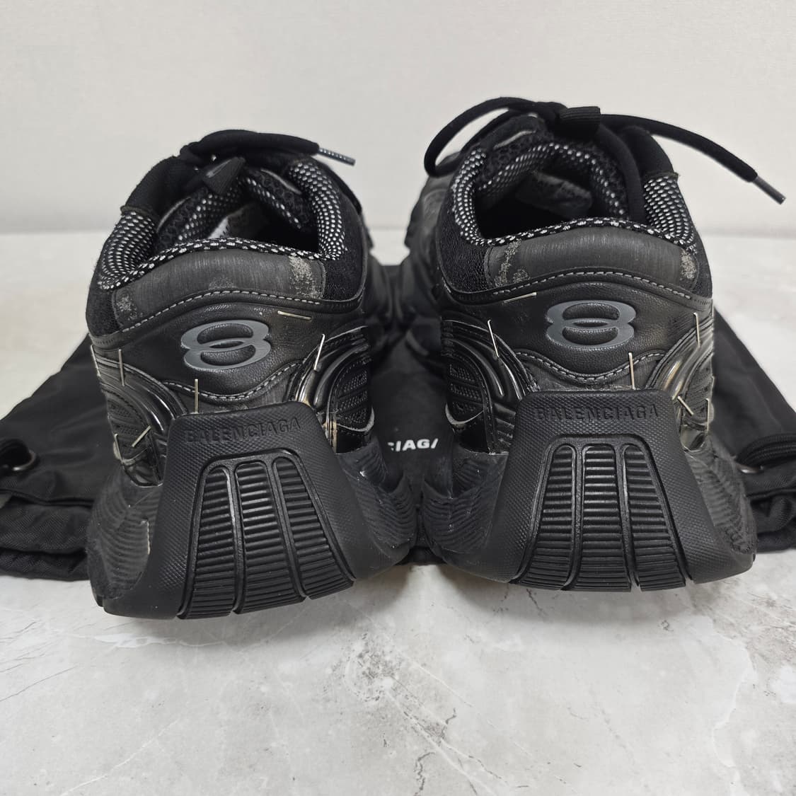 발렌시아가 스테이플러 스니커즈 신발 43사이즈 판매 상품이미지5