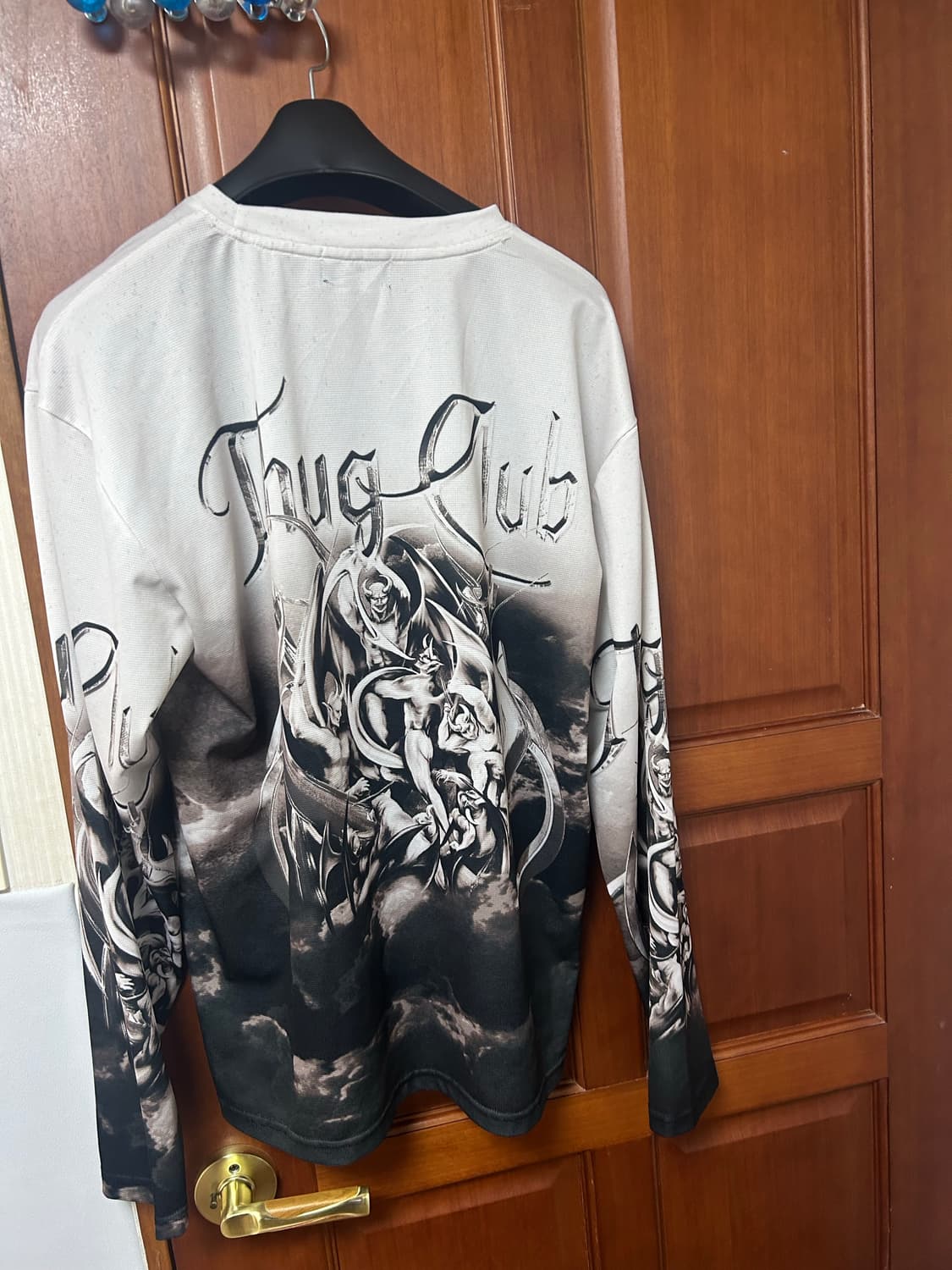 떠그클럽 악마 롱슬리브 상품이미지2