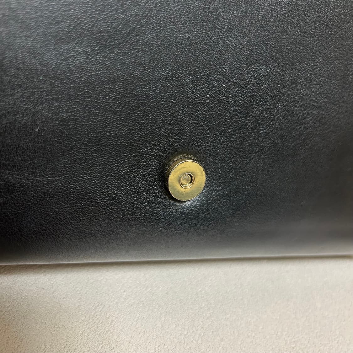 입생로랑 클러치백 정품 상품이미지8