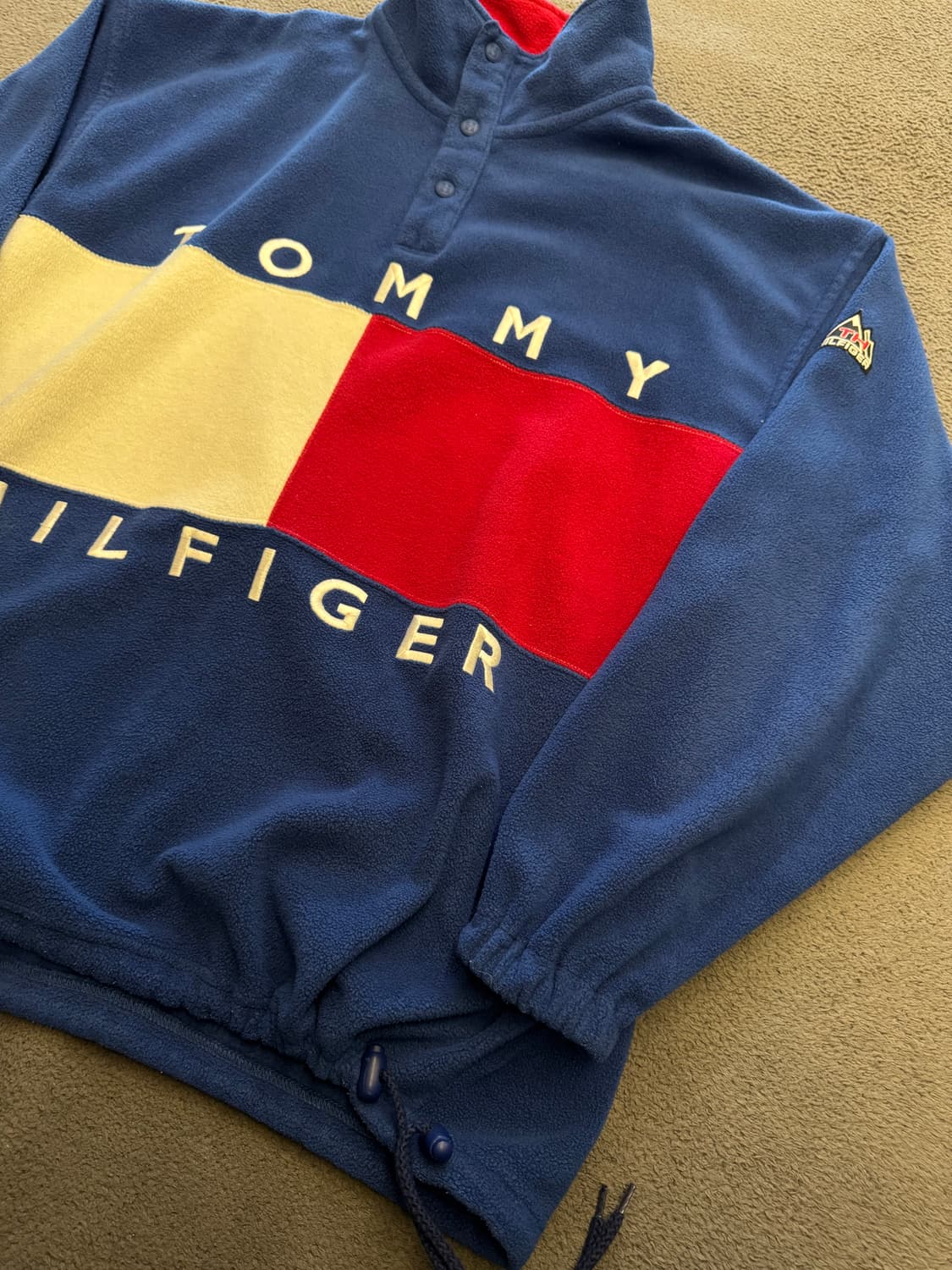 타미힐피거 90s 빅로고 후리스 처분  상품이미지2