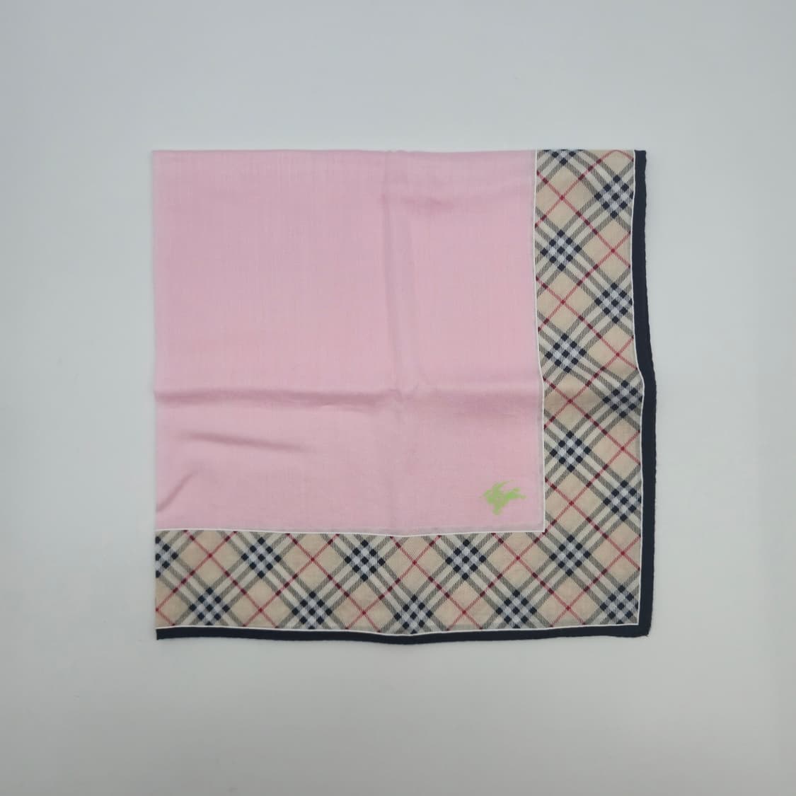BURBERRY 버버리 손수건 스카프 [CFB11735-1228-18] 상품이미지3