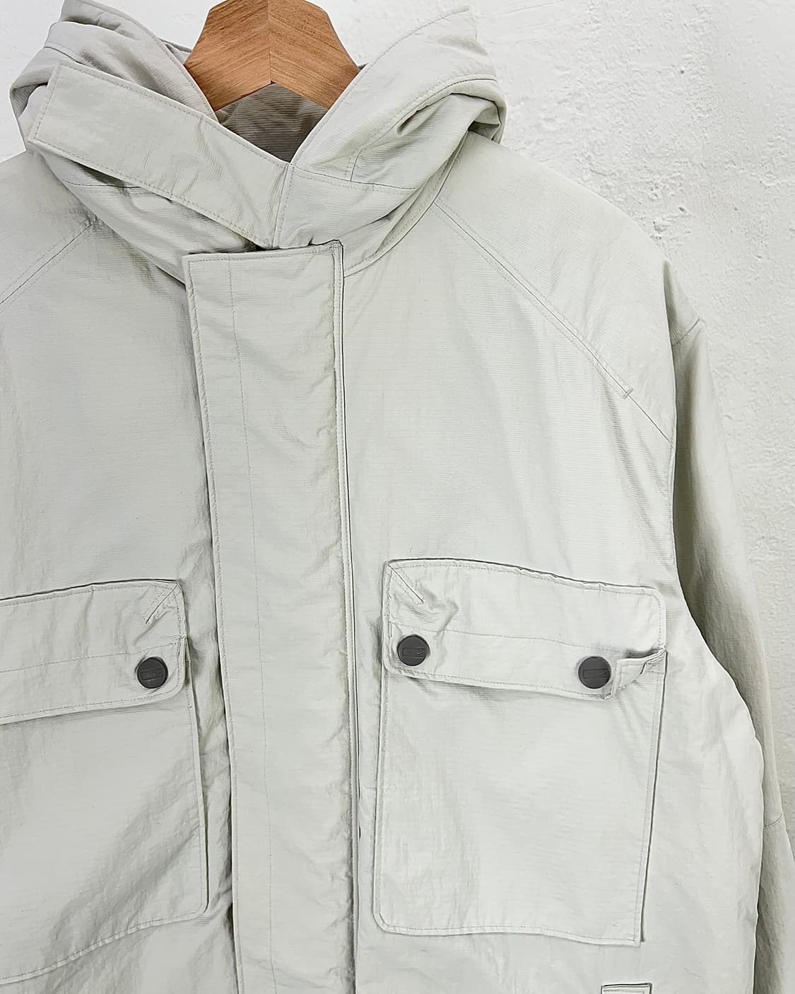 나이키 블랑 드 블랑 폴리 쉘 넥 벨크로 후디 브리티시 자켓 상품이미지3