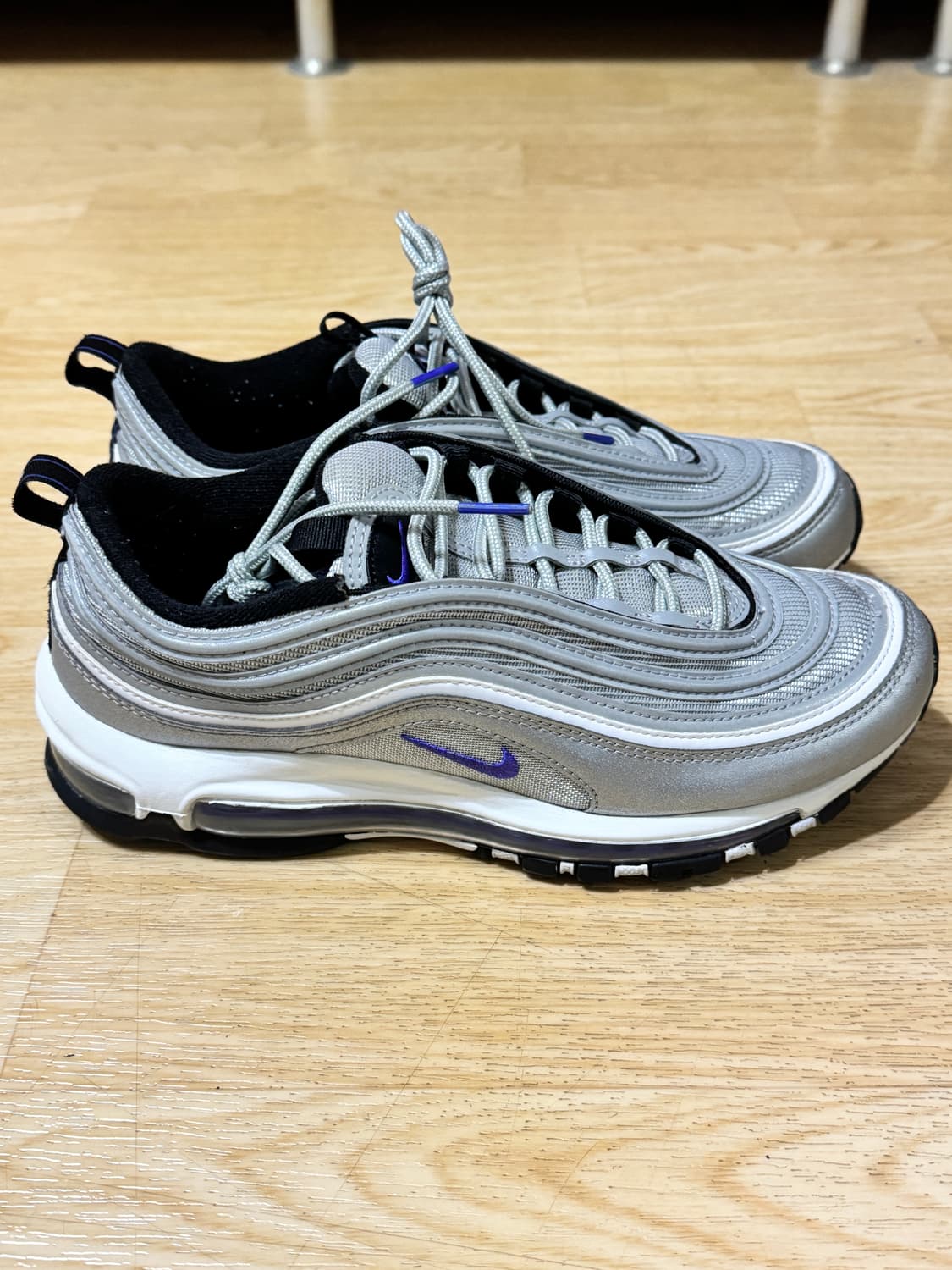 나이키 에어맥스 97 메탈릭 실버 260mm 상품이미지5